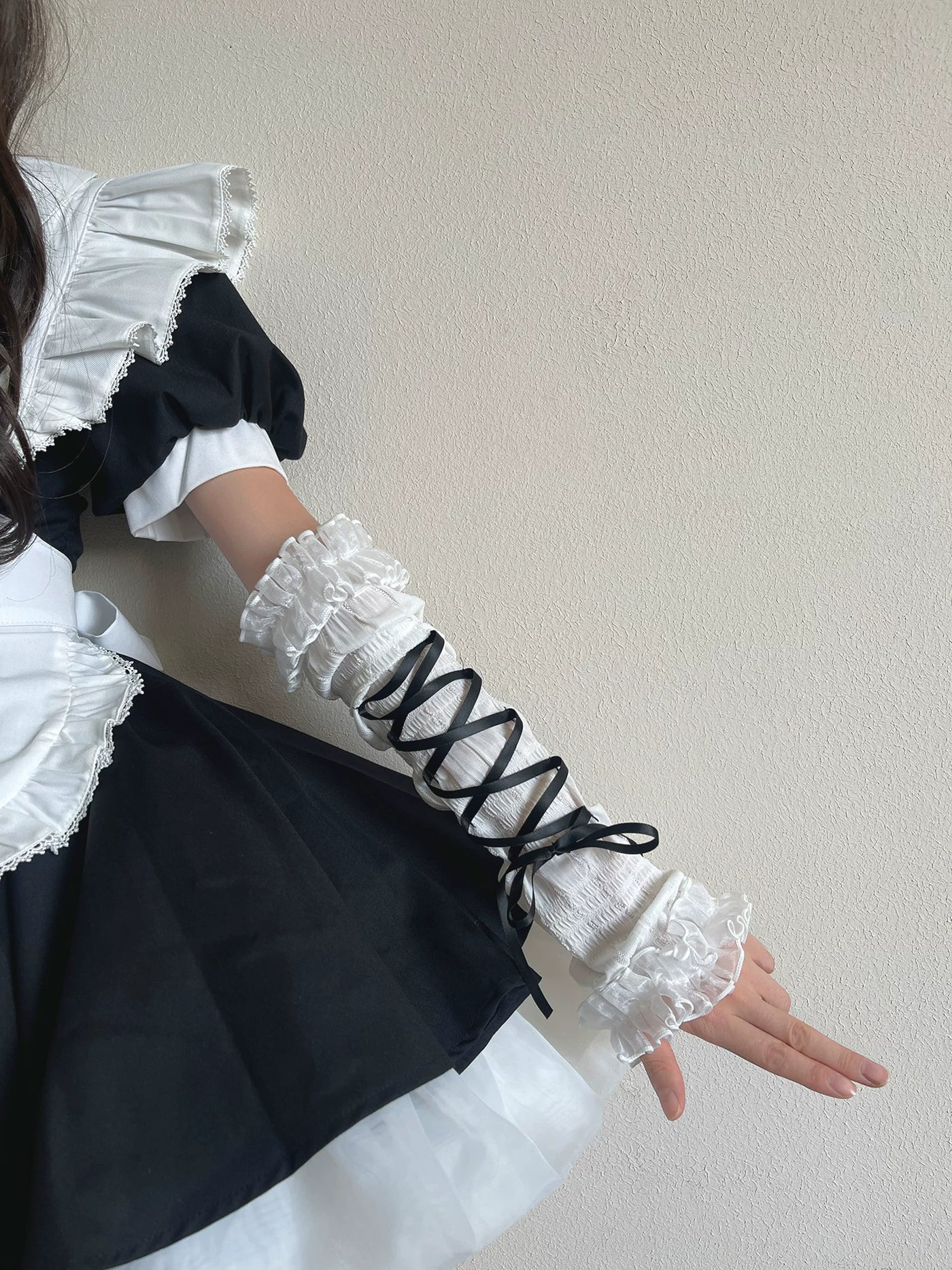 Sock Noble - Ballet Ribbon - Mesh Arm Sleeves with Ruffled Cuffs