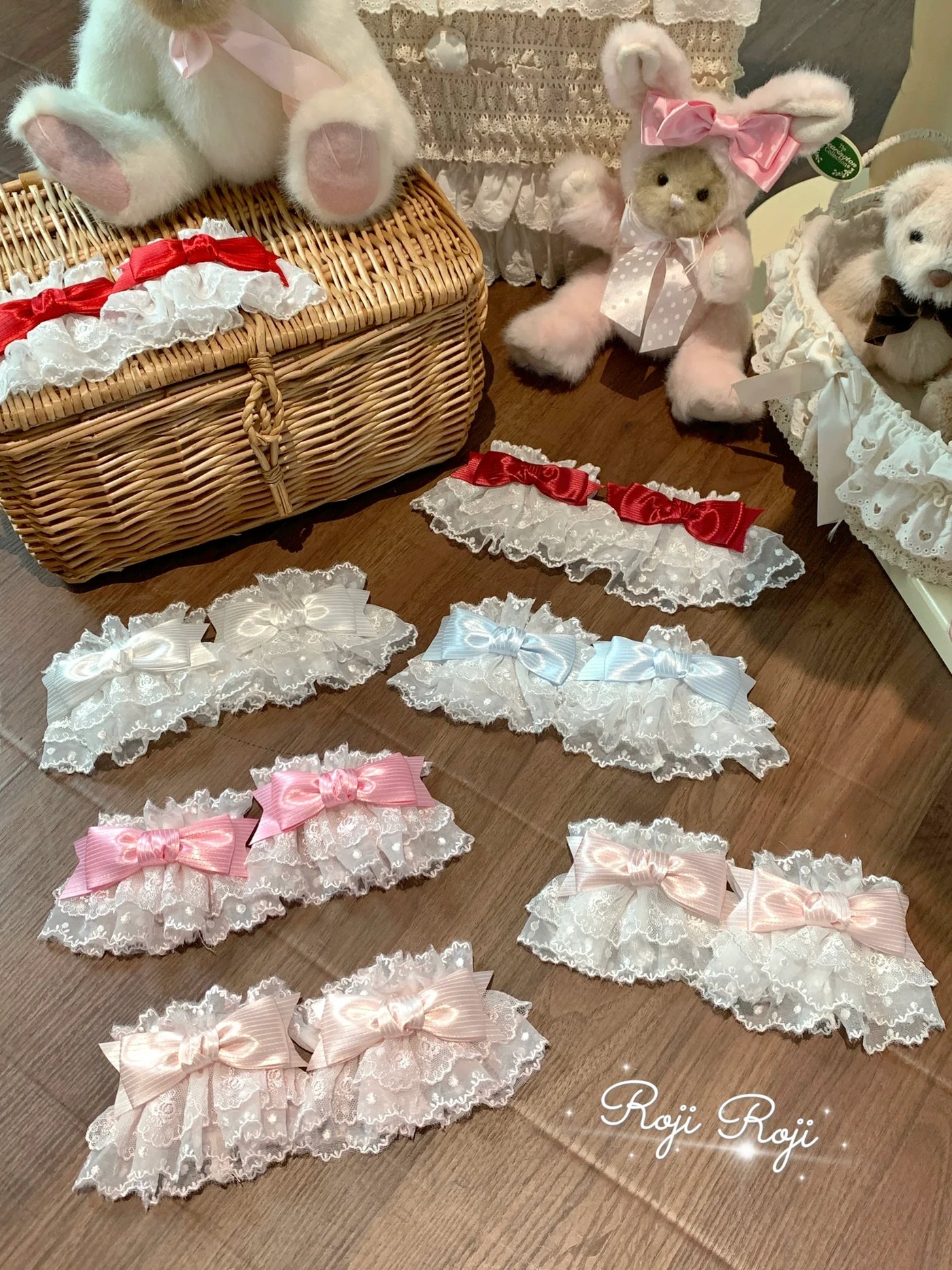 Roji Roji - Sweet Lolita Lace Bow Cuffs - Elastic Wrist Hand Accessory