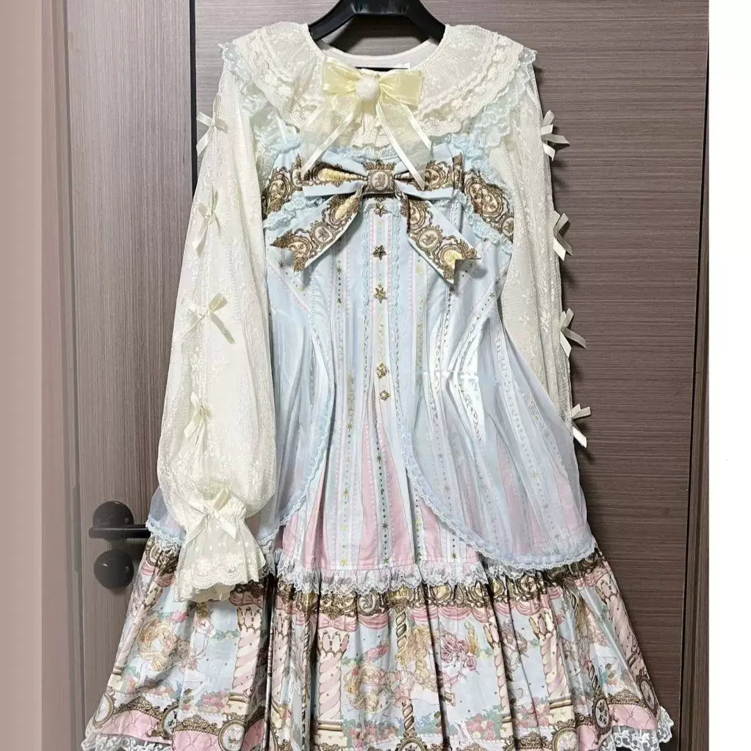 Sweetheart Dream Machine - Swan Antique - Lace blouse with a rounded collar and layered bows