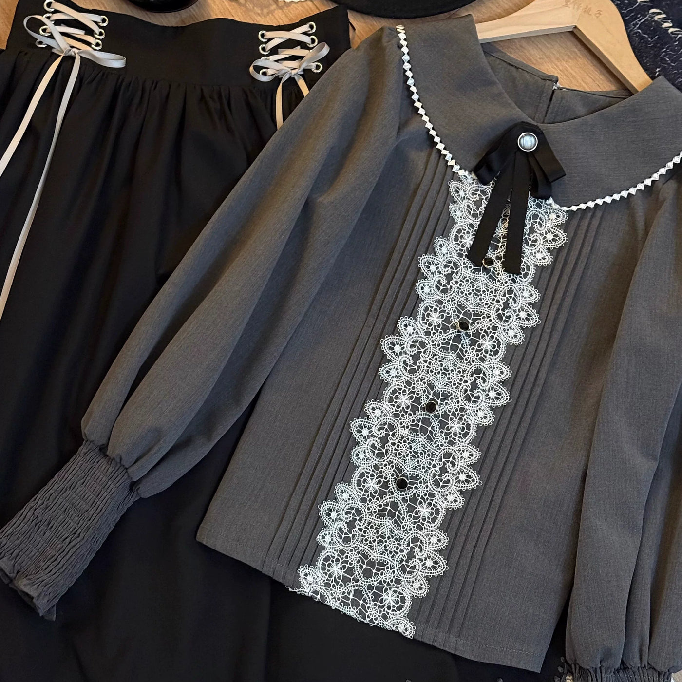 Countess's Autumn Outing - Embroidered Blouse and Skirt Set - detail view 13