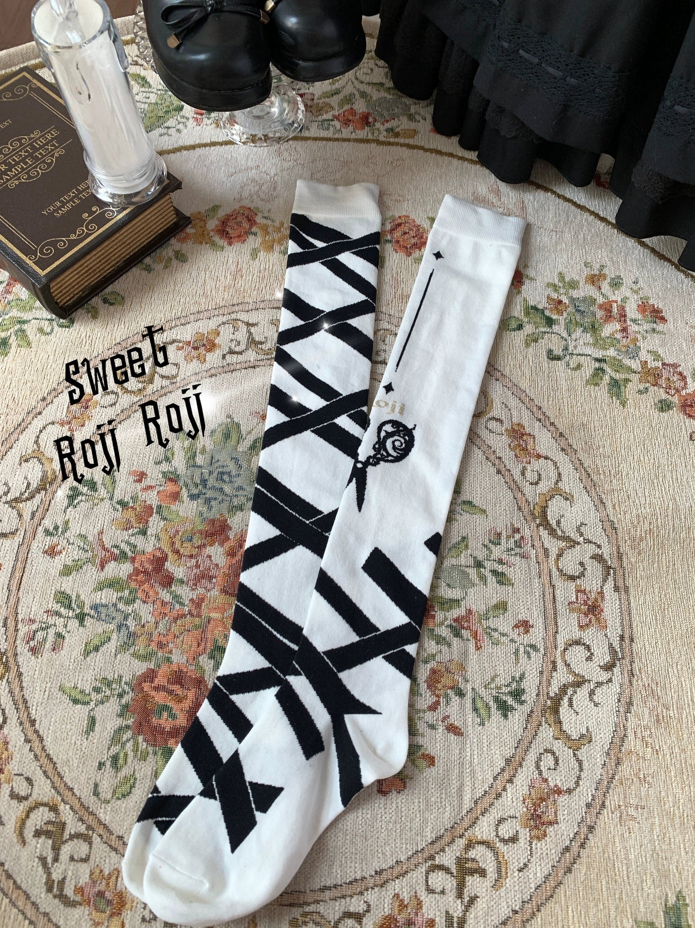 Roji Roji - Gothic Lolita Over-Knee Socks - Scissors Print Socks