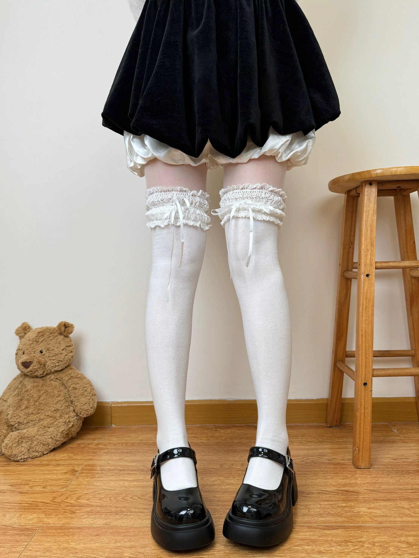 Chubby Bear Tales - Cream Ballet - Lace-Trimmed Socks with Ribbon Ties
