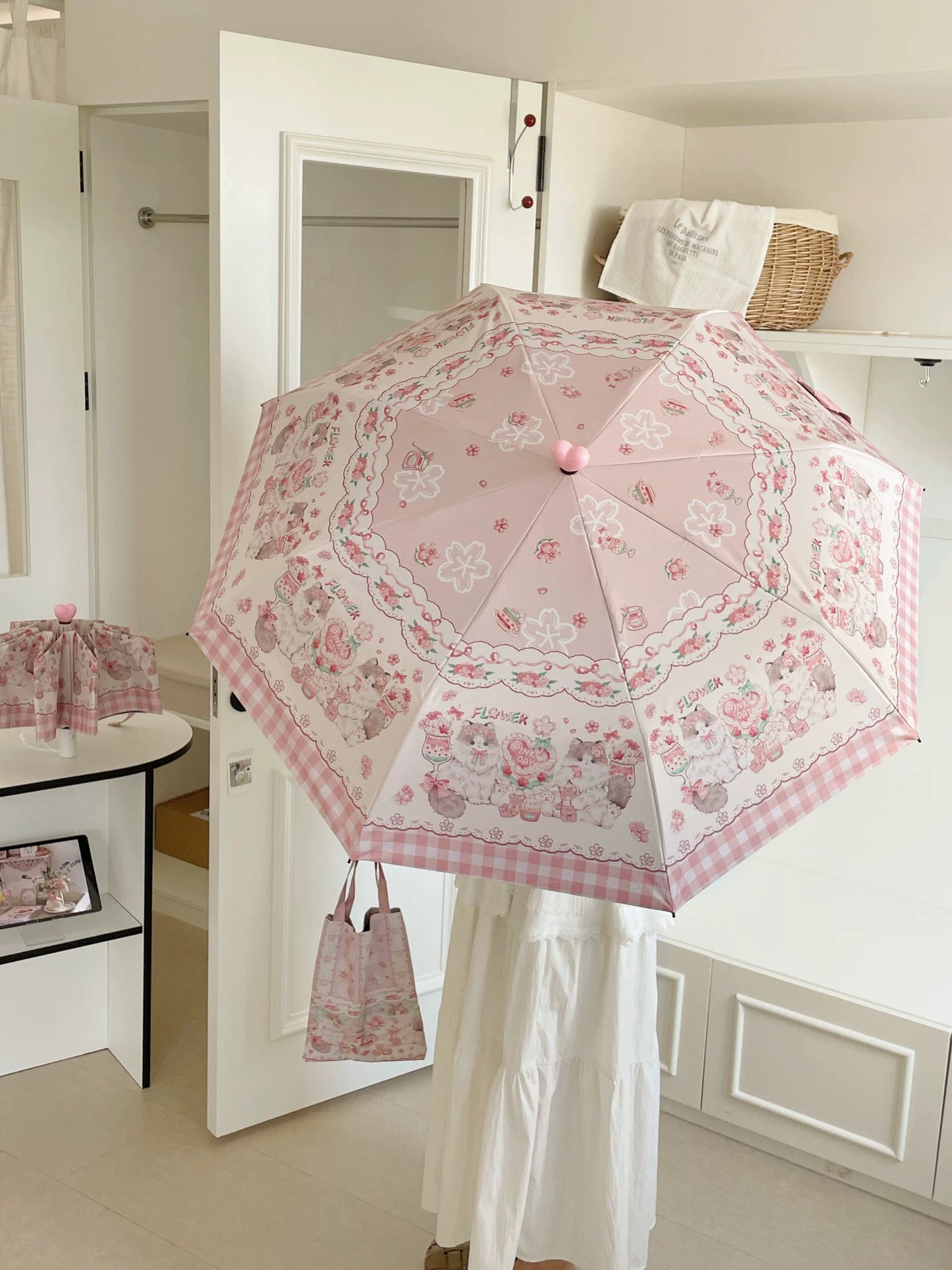 Independent Brand - Cherry Blossom Cat and Lamb - Cat motif sun/rain umbrella with manual and automatic options