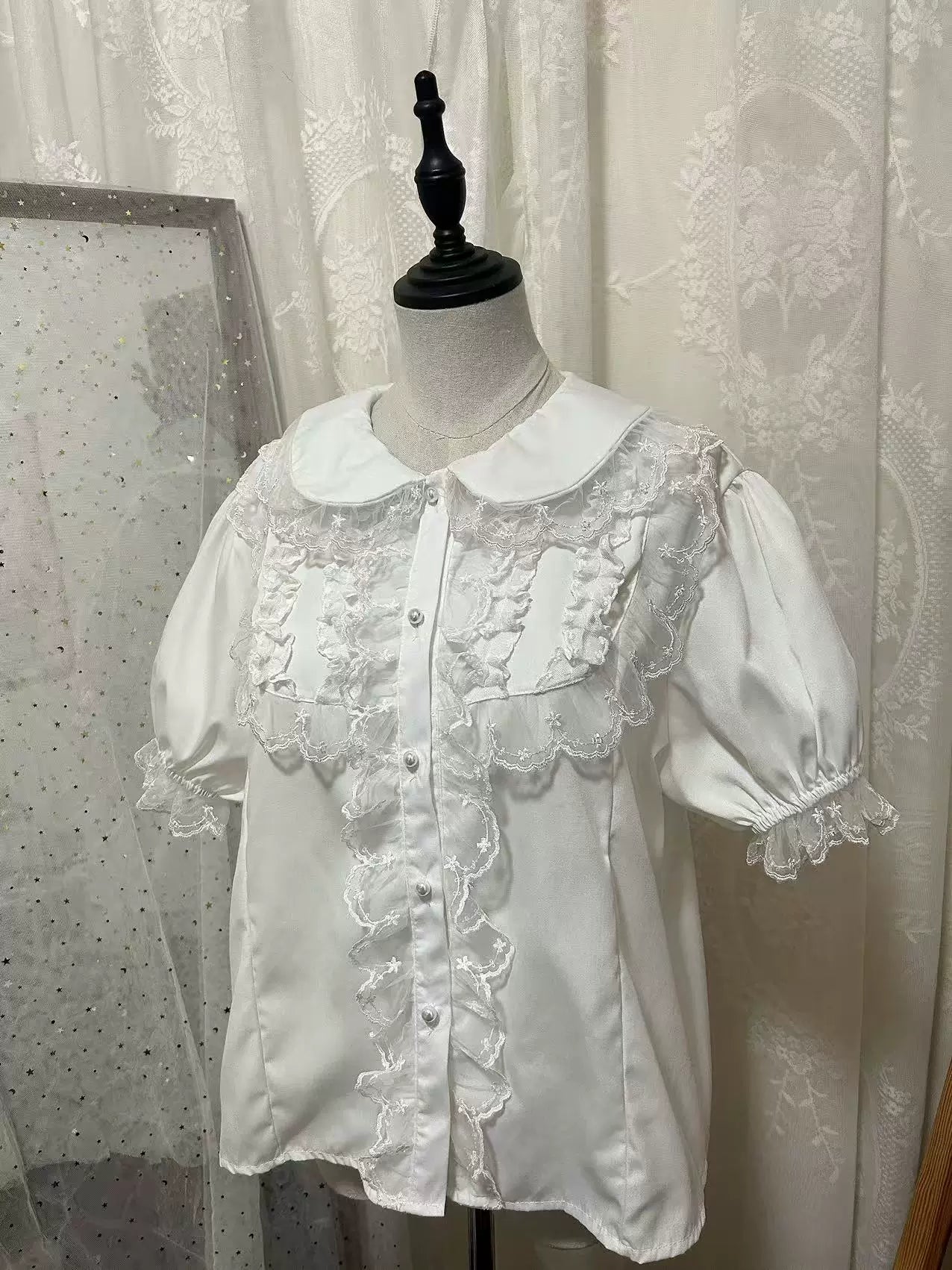 Hello Princess Lolita - Lace Collar - Plus-Size Lolita Shirt with Lace Ruffles – detail view 7