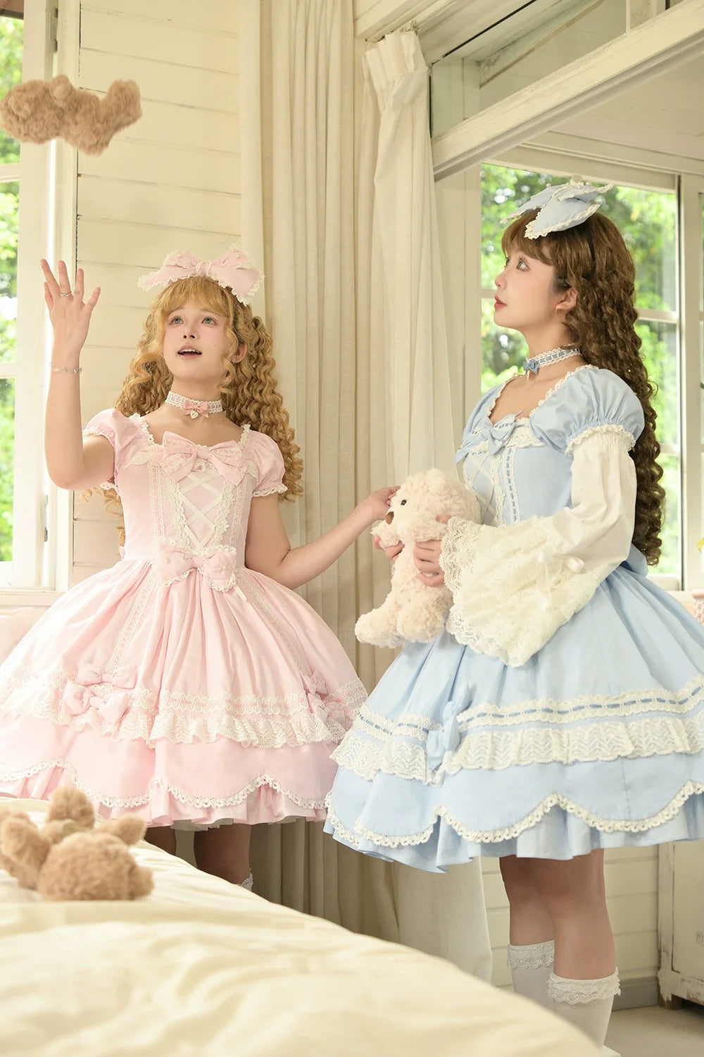 Miss Point - Vintage Petal Rabbit - Old School Lolita OP Cotton Dress, Petal-Shaped Hem