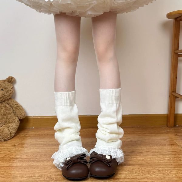 Chubby Bear Tales slouchy leg warmers with gathered knit texture and lace-trimmed hems
