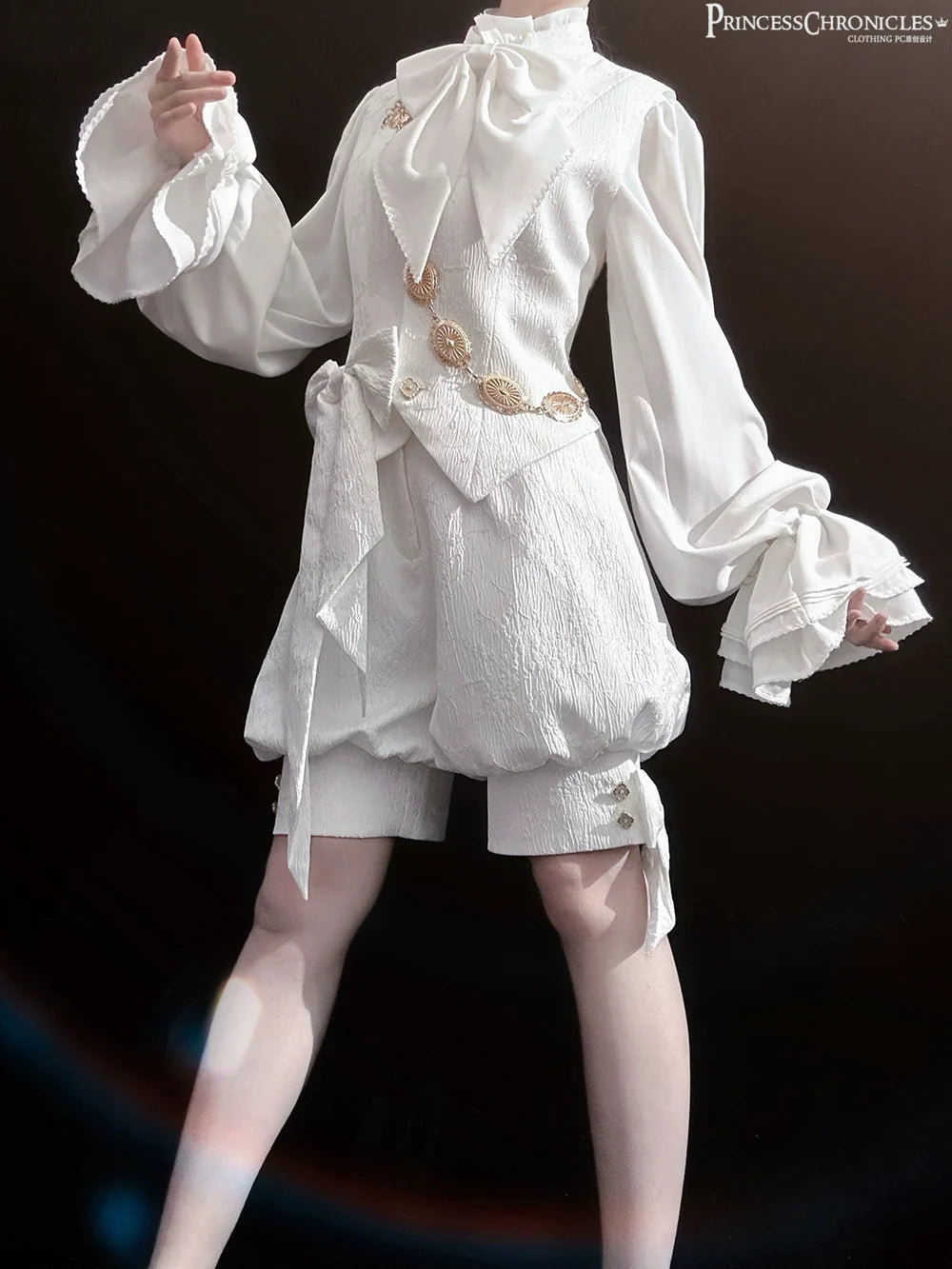 Rabbit Hunting White Moonlight - Retro Ouji Lolita White Vest XS vest only