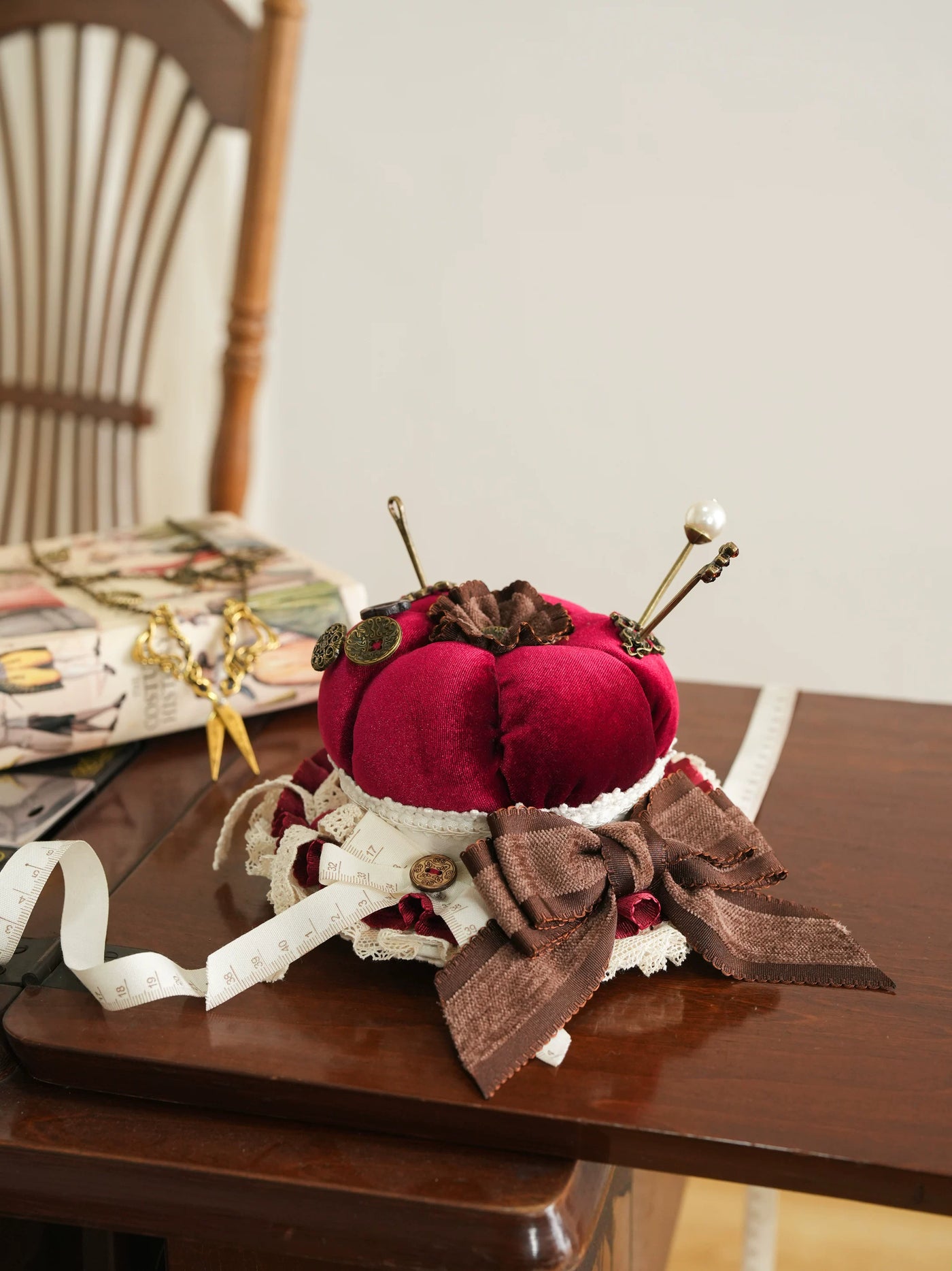 Star Box - Antique Patchwork House - Sewing-Inspired Mini Hat with Lace Trim