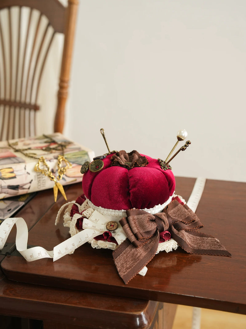 Star Box - Antique Patchwork House - Sewing-Inspired Mini Hat with Lace Trim