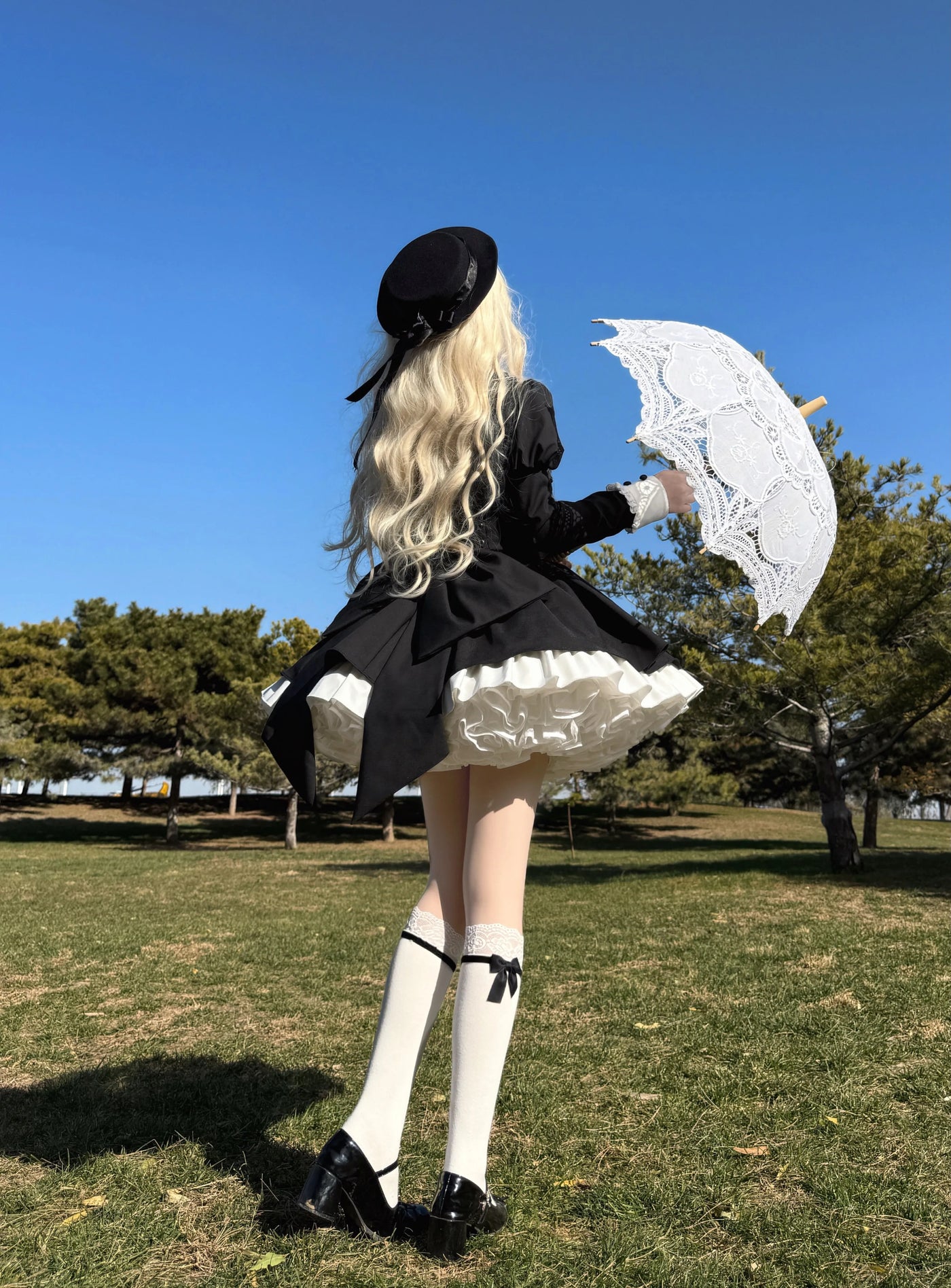 Alice - Saint-Germain - Black-and-White Ruffle-Sleeve One-Piece Dress Set