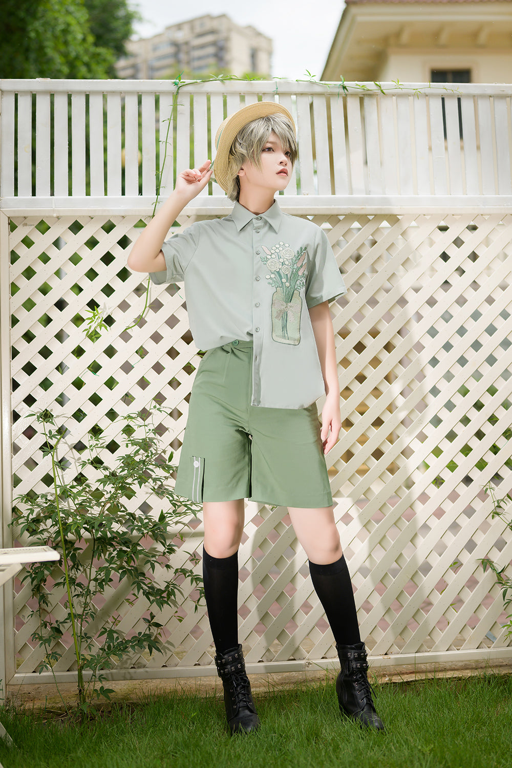 Princess Chronicles - Limited Flowering Time - Retro Green Flower Embroidery Shirt