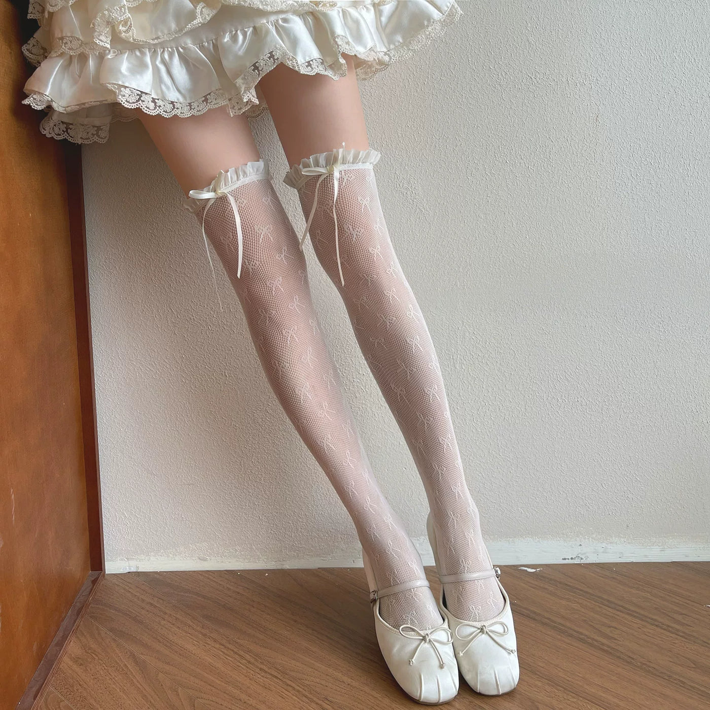 Sock Noble - Ribbon Lace - Over-the-Knee Socks with Ruffled Lace Cuffs and Bows