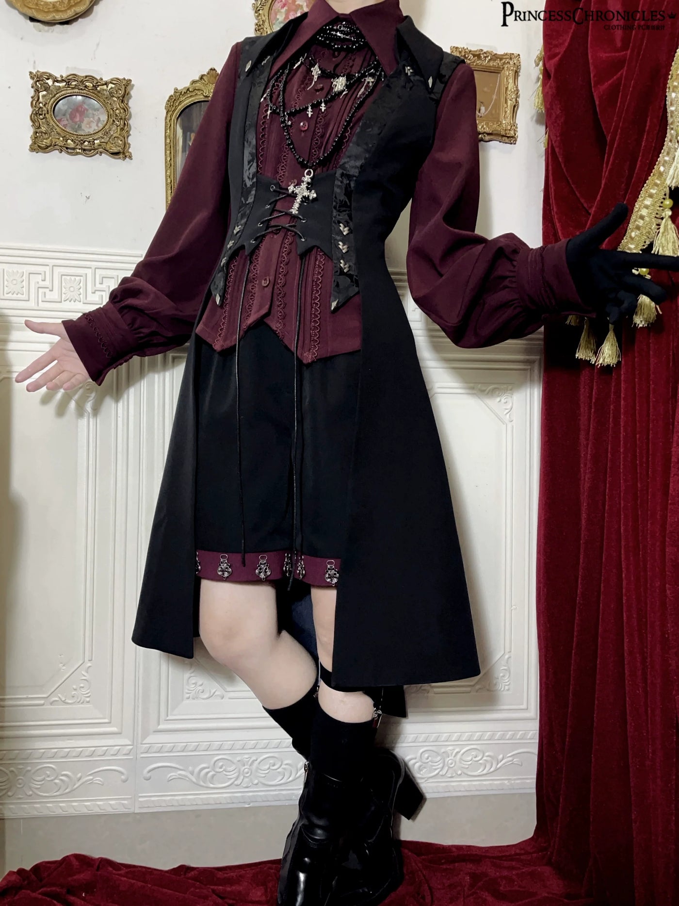 Princess Chronicles - Red and Black 4.0 - Ouji Lolita Long Vest & Red Blouse