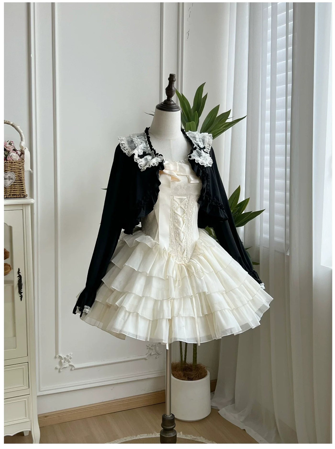 With PUJI - MistKiss Lily - Classic Lolita Tiered Hem JSK Dress, Fishbone Waist