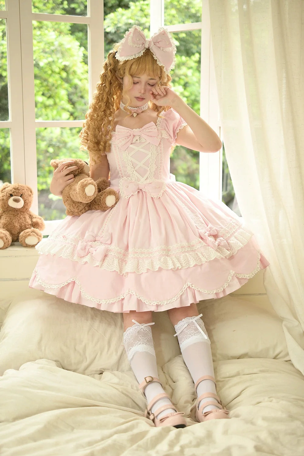 Miss Point - Vintage Petal Rabbit - Old School Lolita OP Cotton Dress, Petal-Shaped Hem
