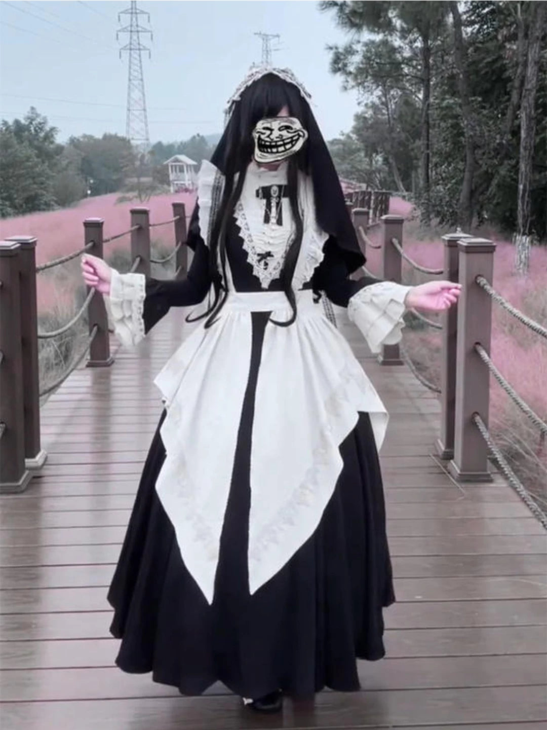 Creamy - Gothic Nun - Long OP Dress Set with Apron and Detachable Sleeves