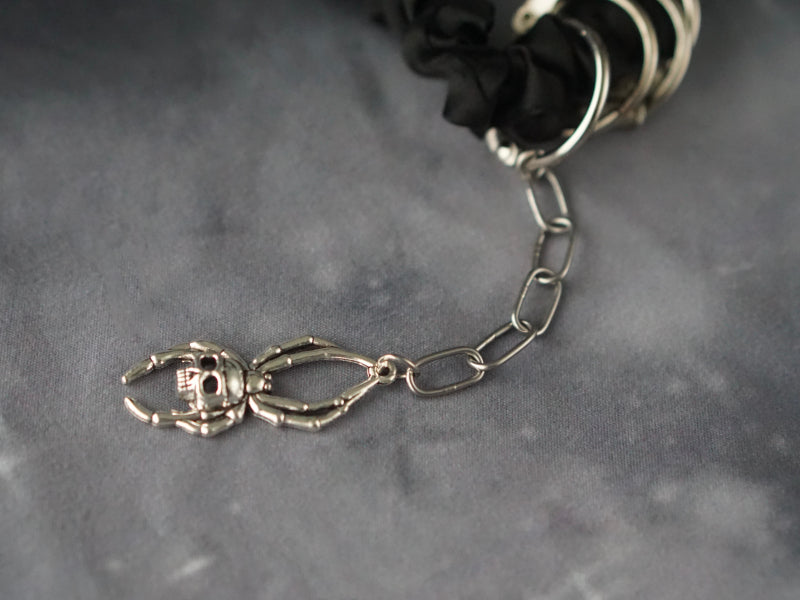 Strange Sugar - Gothic Lolita Black Hardware Skull - Spider Hairband Headwear
