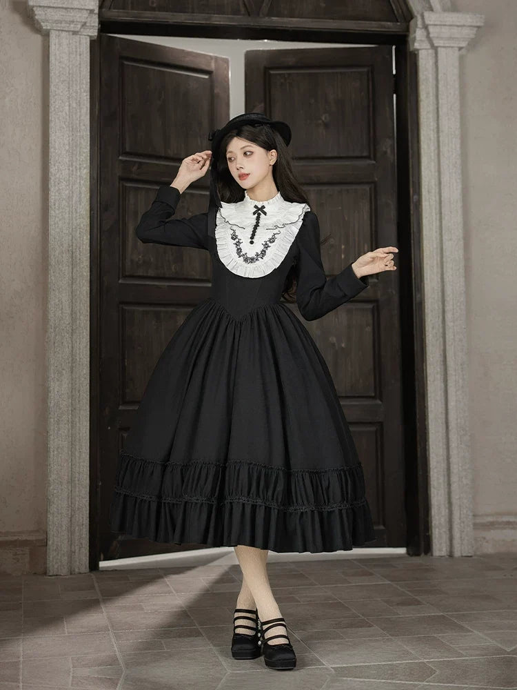 With PUJI - Audrey's Reply - Classic Lolita Square Neck OP, Detachable Embroidered Collar