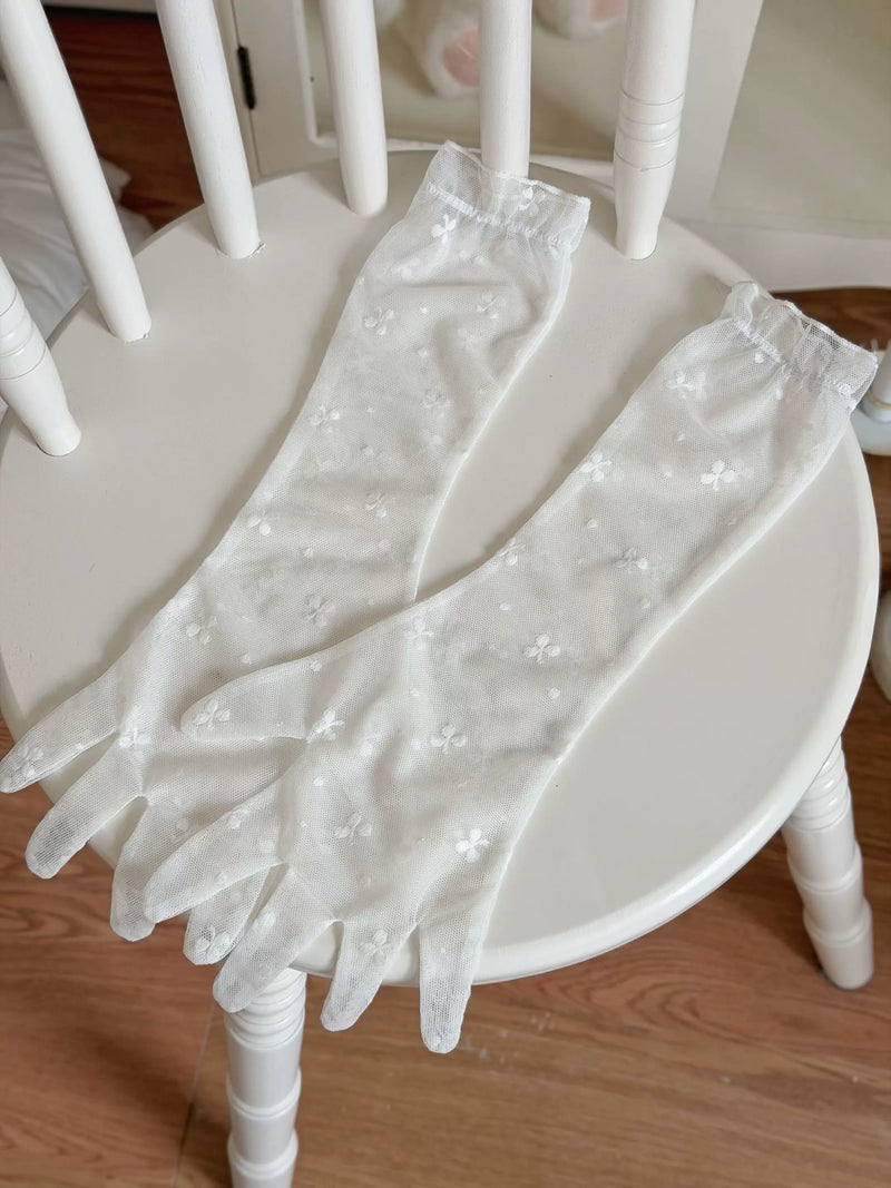 Sweet Dream Overture - Snowfall and Sea - White Lace OP Dress with Black Ribbon Accents