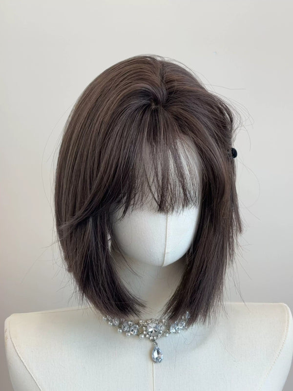 Dream of Youth short black-brown bob wig with blunt fringe - view 1