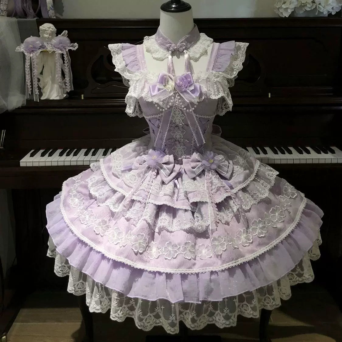 Lady Han Peach Rain Chinese Sweet JSK dress by Lolita Fetch featuring a pastel peach rain-themed print and elegant design.