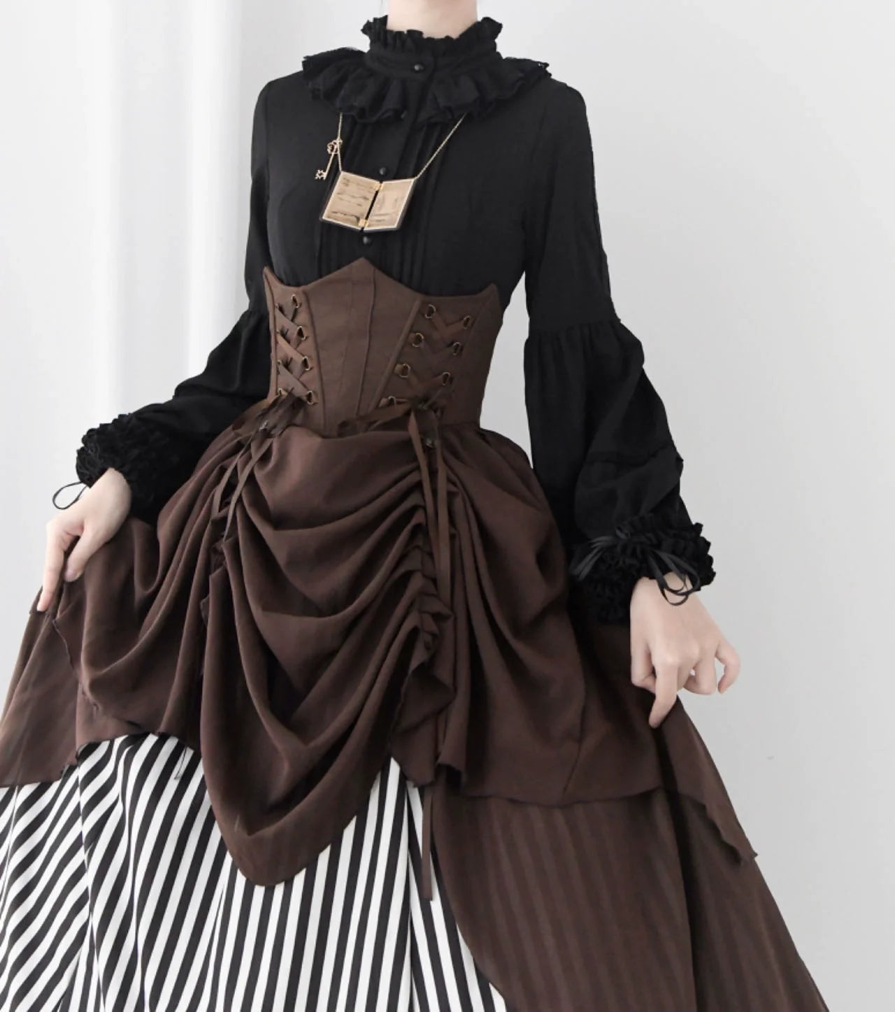DMFS Lolita - Ever-Changing Enchantress - Classic Lolita Blouse, Tightening Hime Sleeve