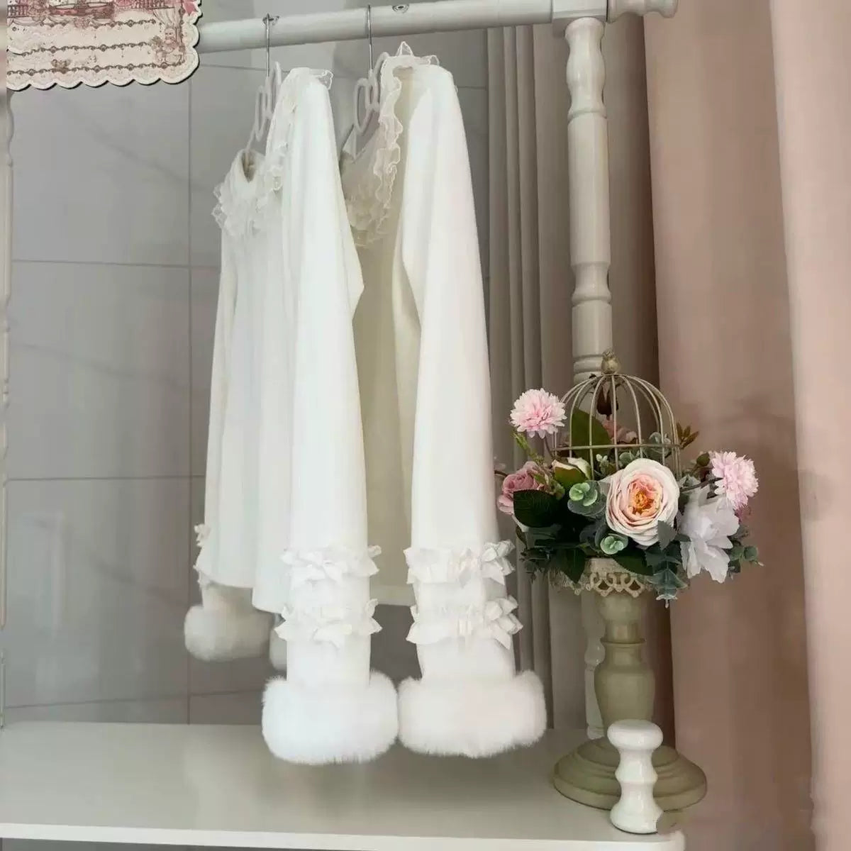 Sweetheart Dream Machine - Doll Collar - White Long-Sleeve Top with Layered Lace Ruffles