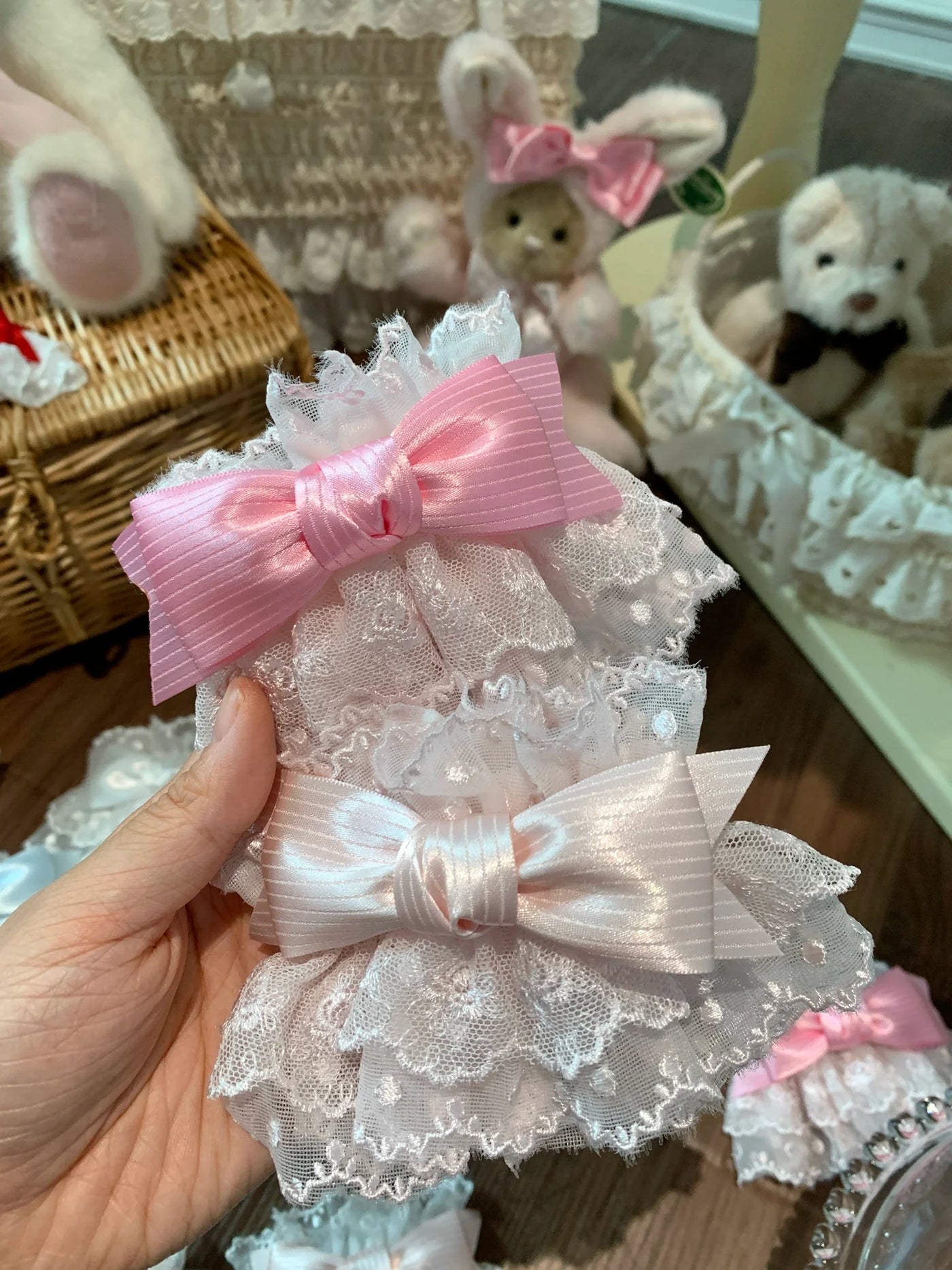 Roji Roji - Sweet Lolita Lace Bow Cuffs - Elastic Wrist Hand Accessory