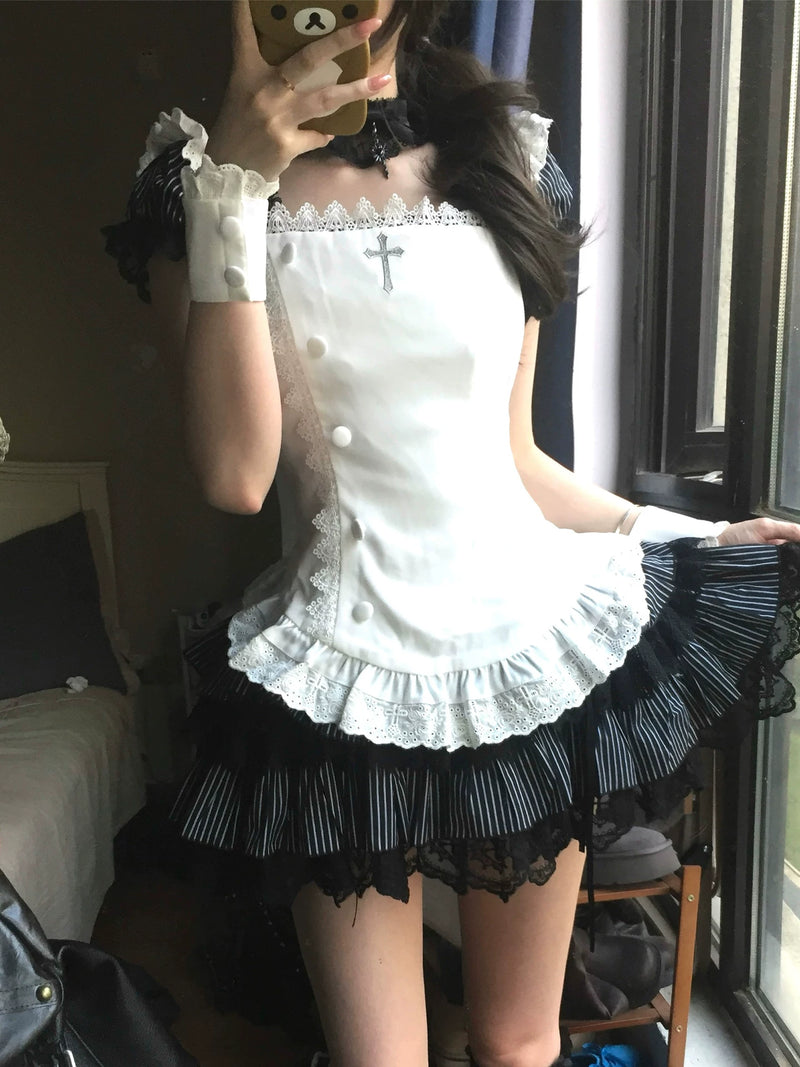 With PUJI - Tsukino Apron - Lolita Apron detail view 4