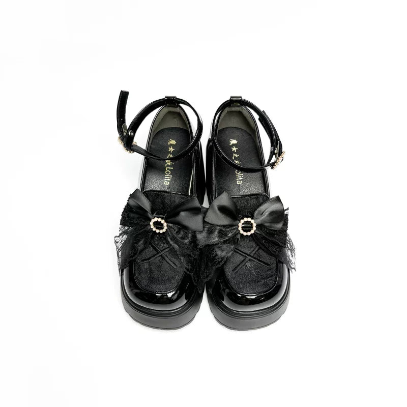 Witch's Night - Daily Lolita - Lolita heels shoes with a bow, lace trim, and heart-shaped pearl details