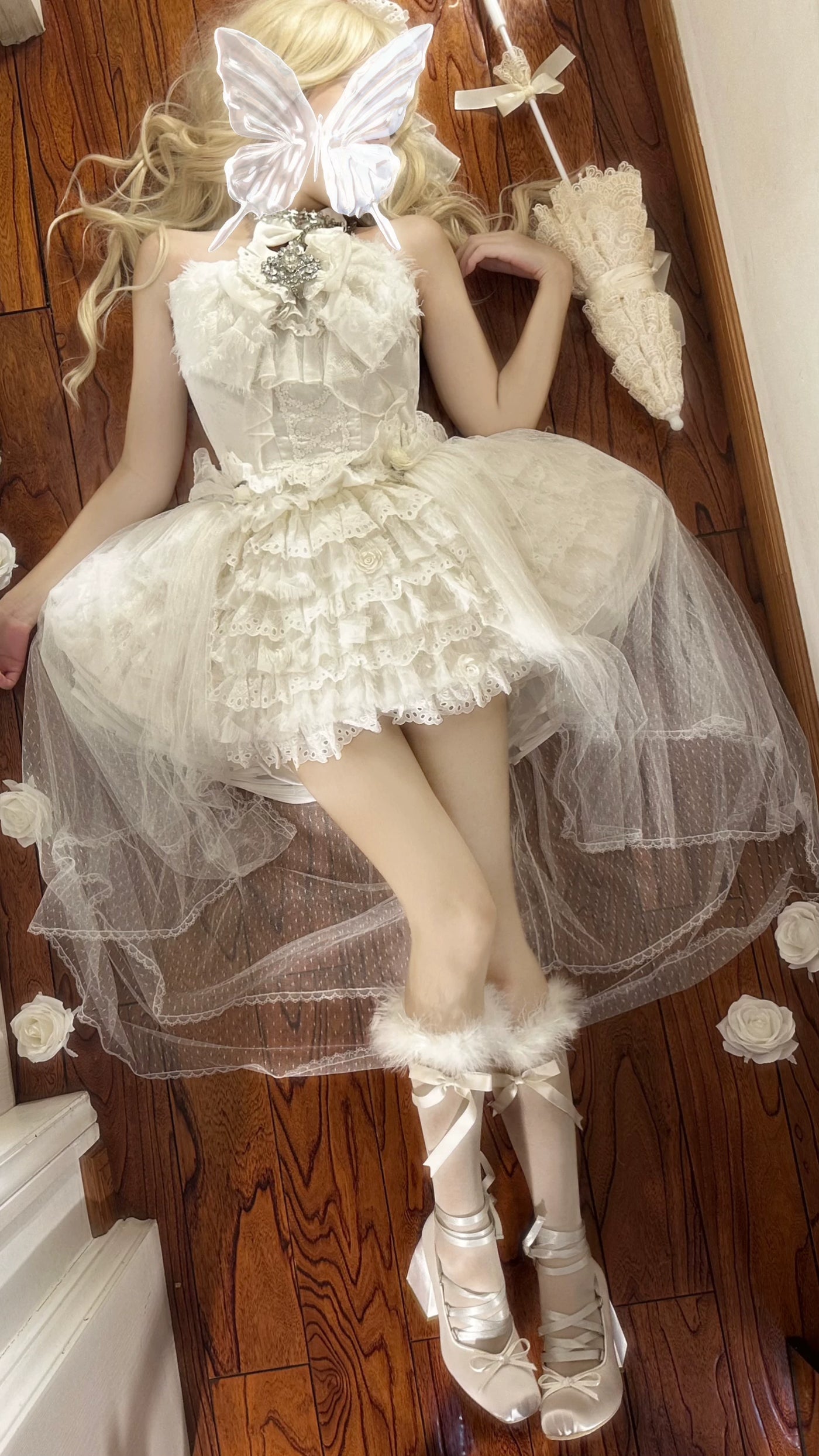Alice - Swan Castle - White Two-Piece Dress Set with a Bow-Front Halter Top