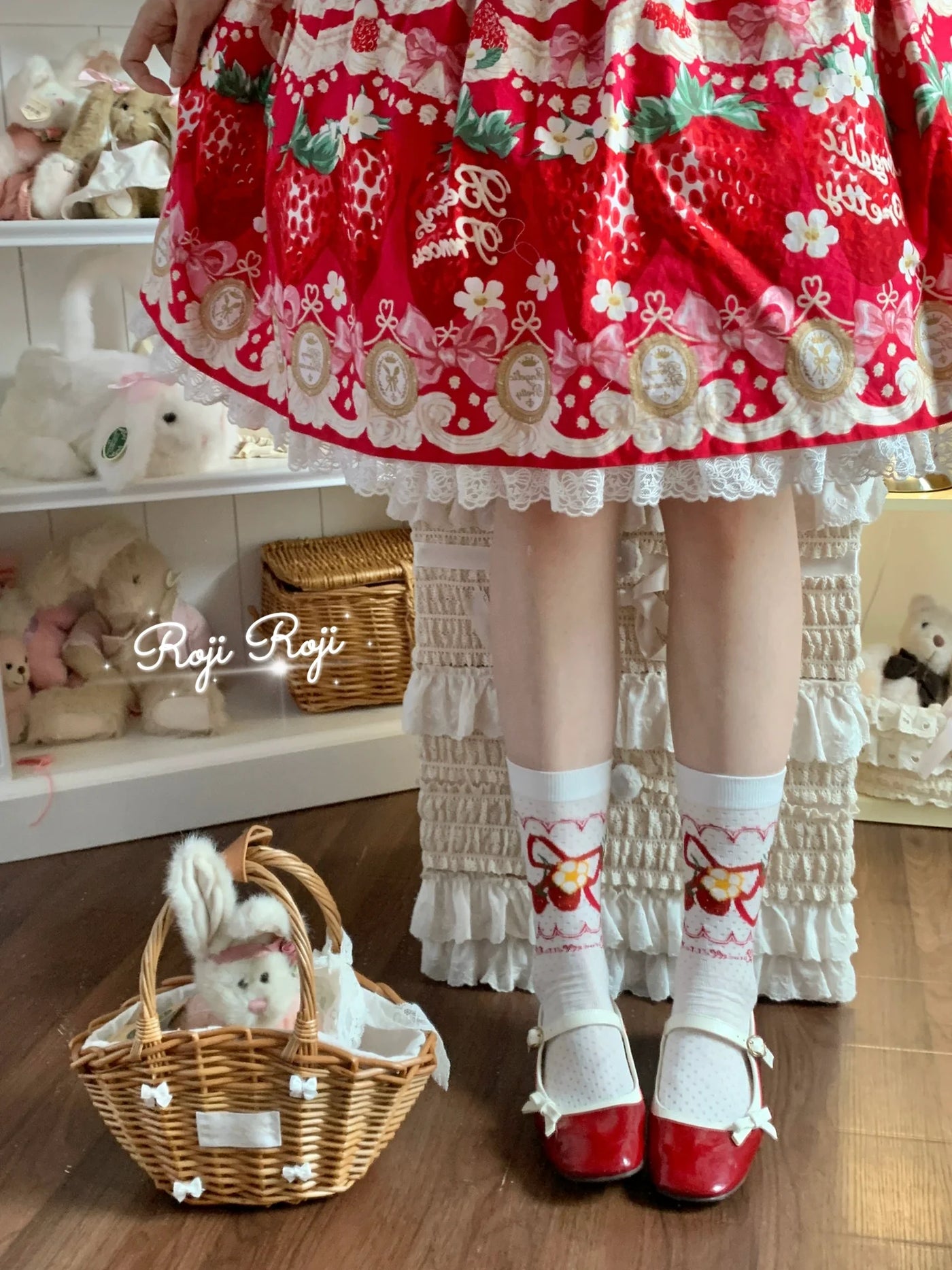 Roji Roji - Sweet Lolita Socks, Strawberry Print - Socks