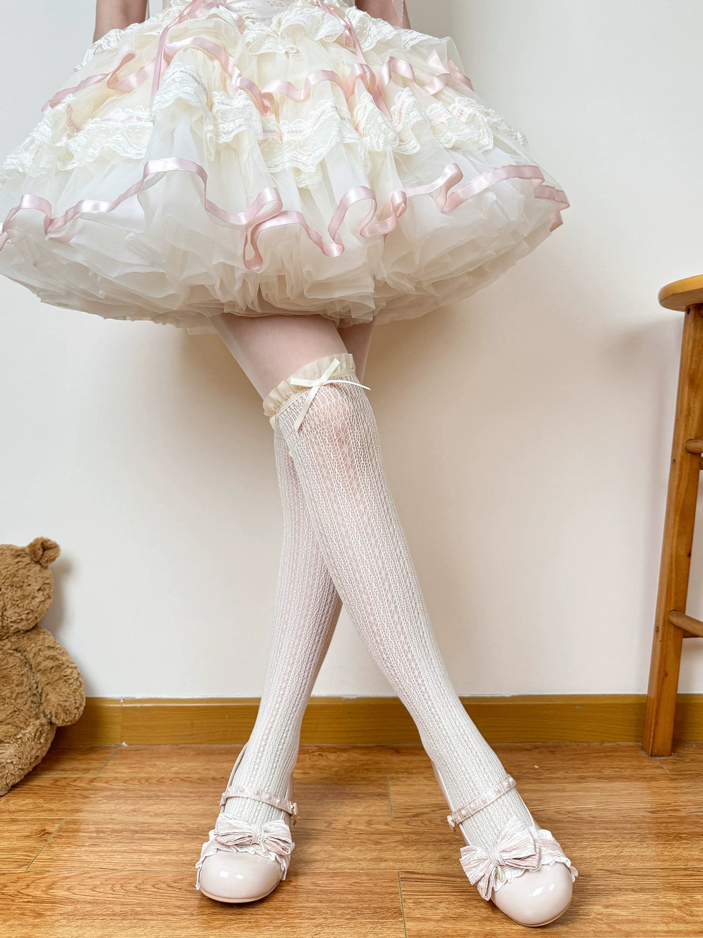 Chubby Bear Tales - Creamy Blossoms - Socks with lace, ruffle edging and bows