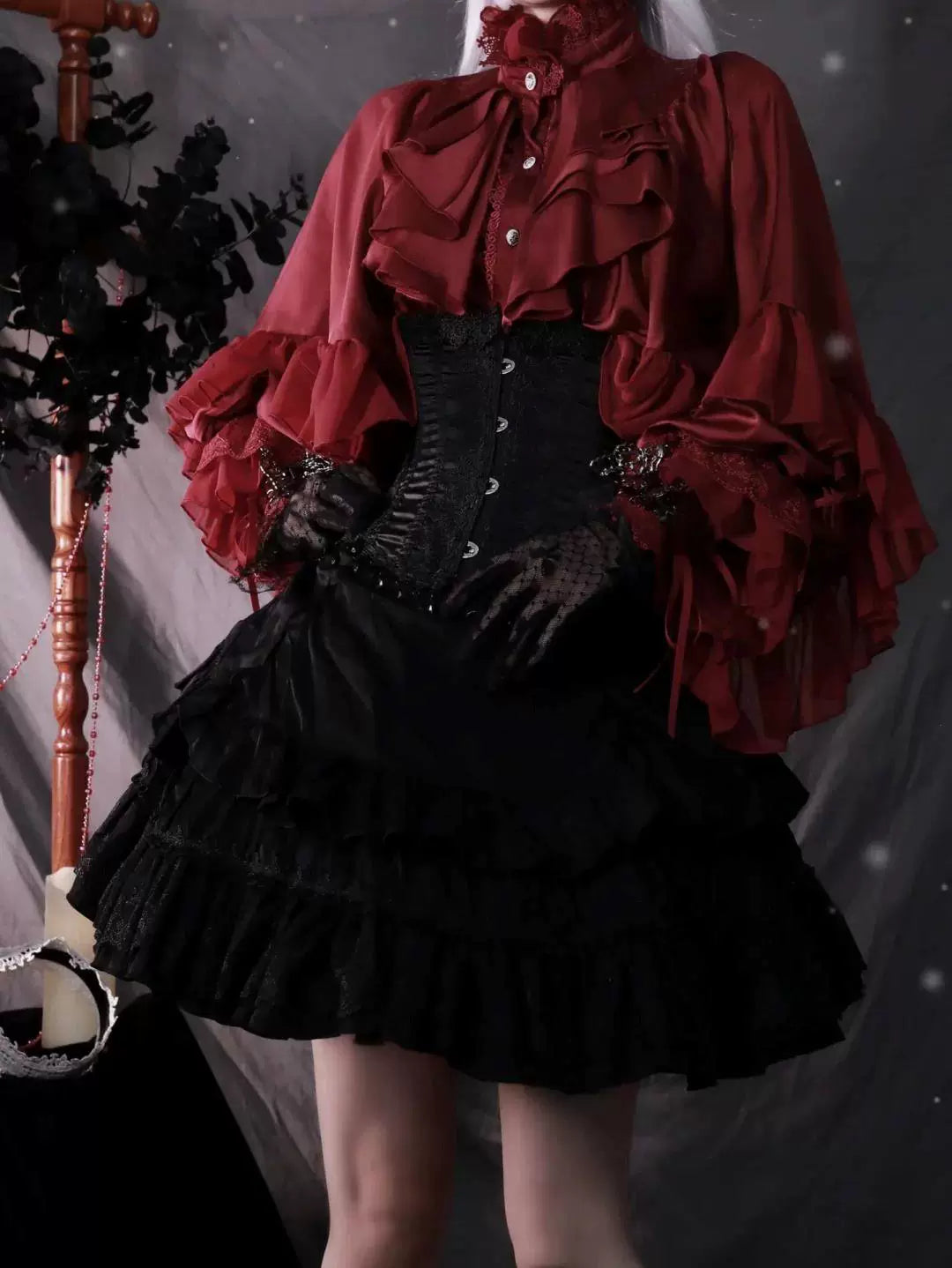 Sweetheart Dream Machine - Dragon Bone Cemetery - Long-Sleeve Blouse with Batwing Sleeves