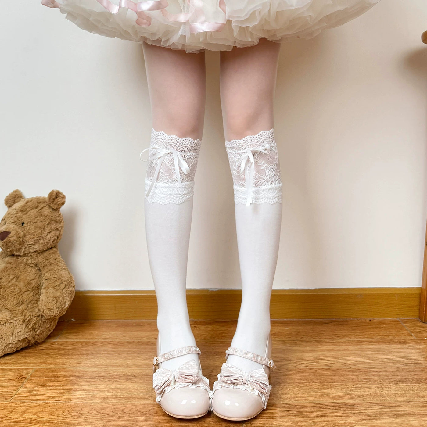 Chubby Bear Tales - Cream Ballet - Lolita Socks with Lace and Ribbon Details