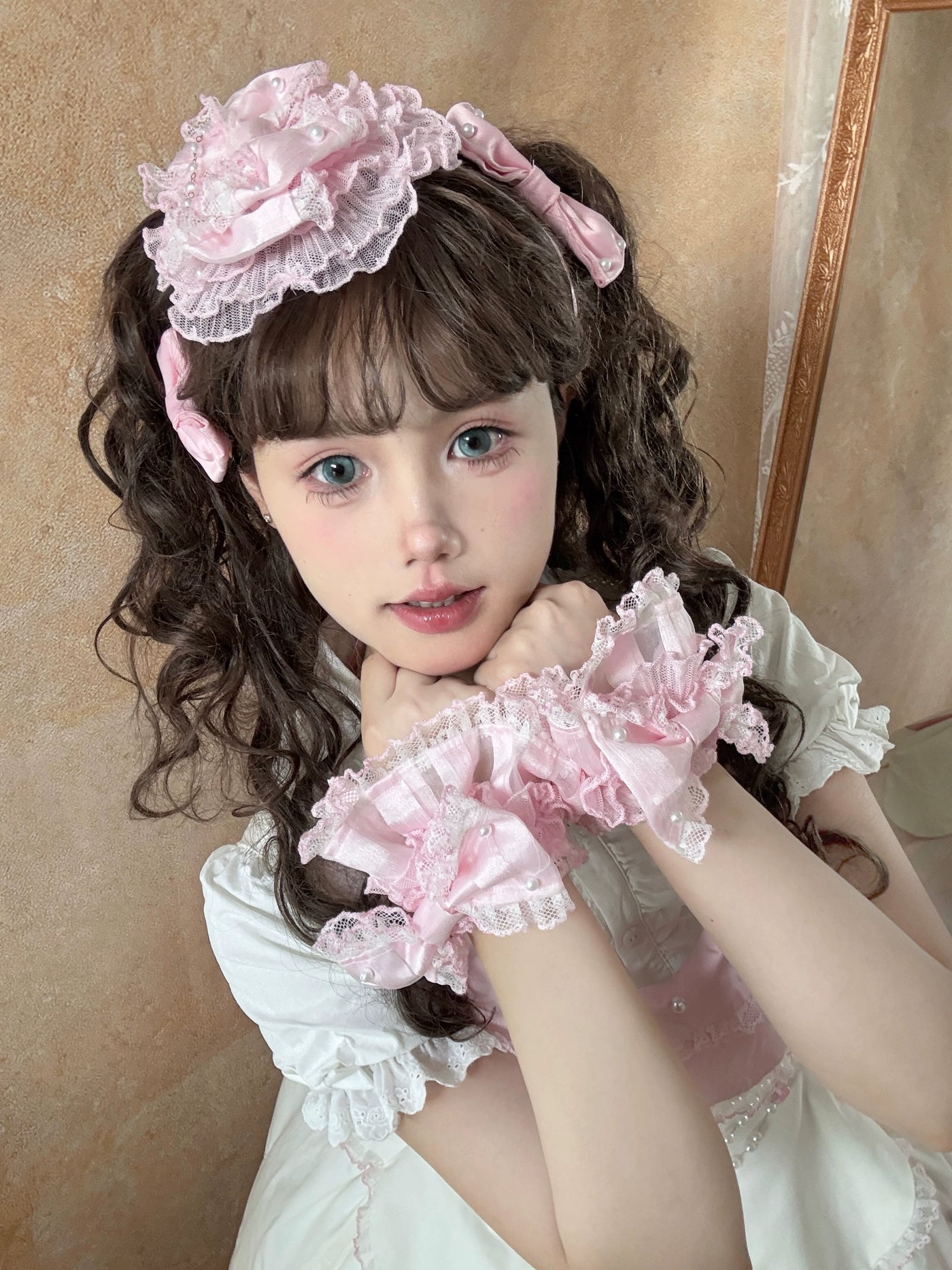 Tata Long Ear - Pearl Princess - White-and-Pink JSK Dress with Pearl Details and Scalloped Layers