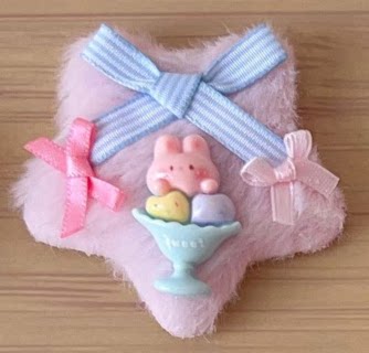 Golden Pikaka - Pastel Star Hair Accessories - Fluffy Star Hair Clip