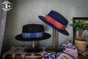 chapeau haut de forme à nœud papillon noir et bleu