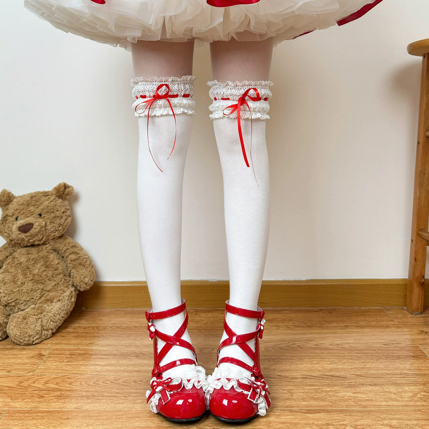 Chubby Bear Tales - Cream Ballet Ribbon - Socks with lace cuffs and tie ribbons