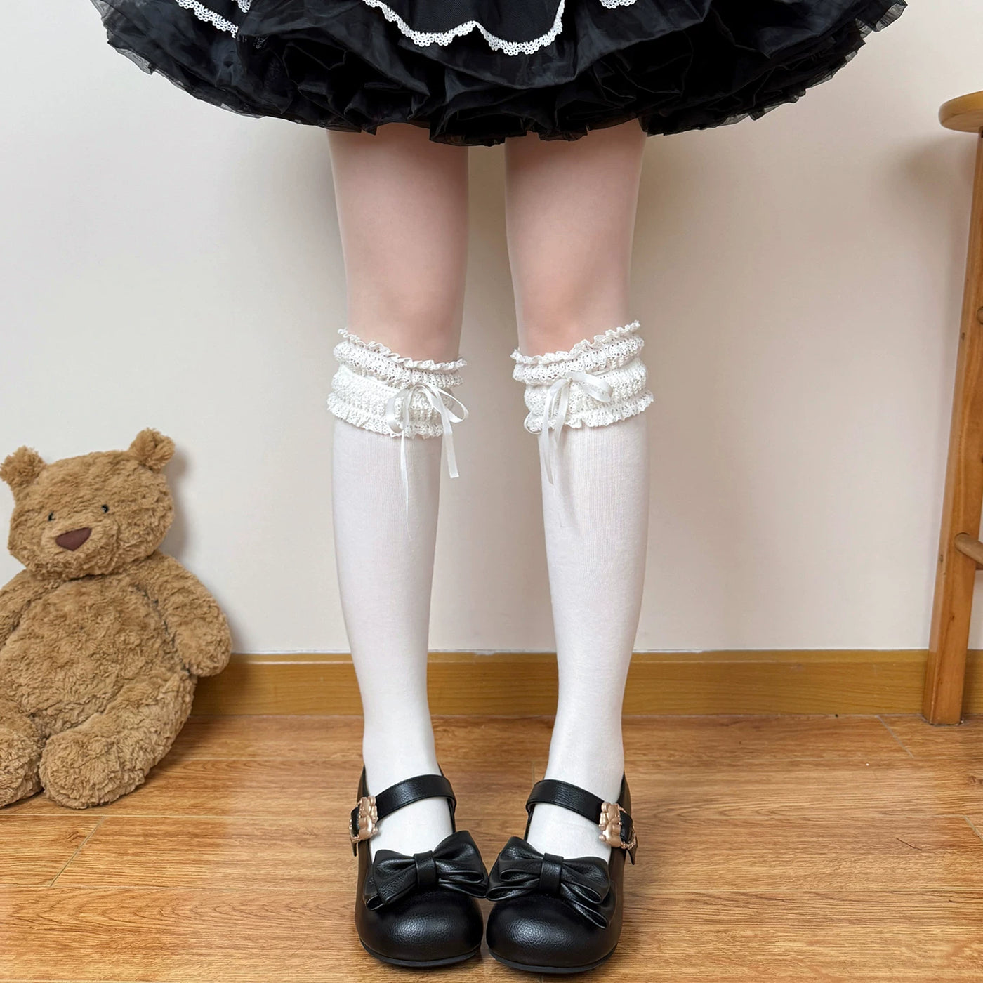 Chubby Bear Tales - Cream Ballet Ribbon - Socks with lace cuffs and tie ribbons