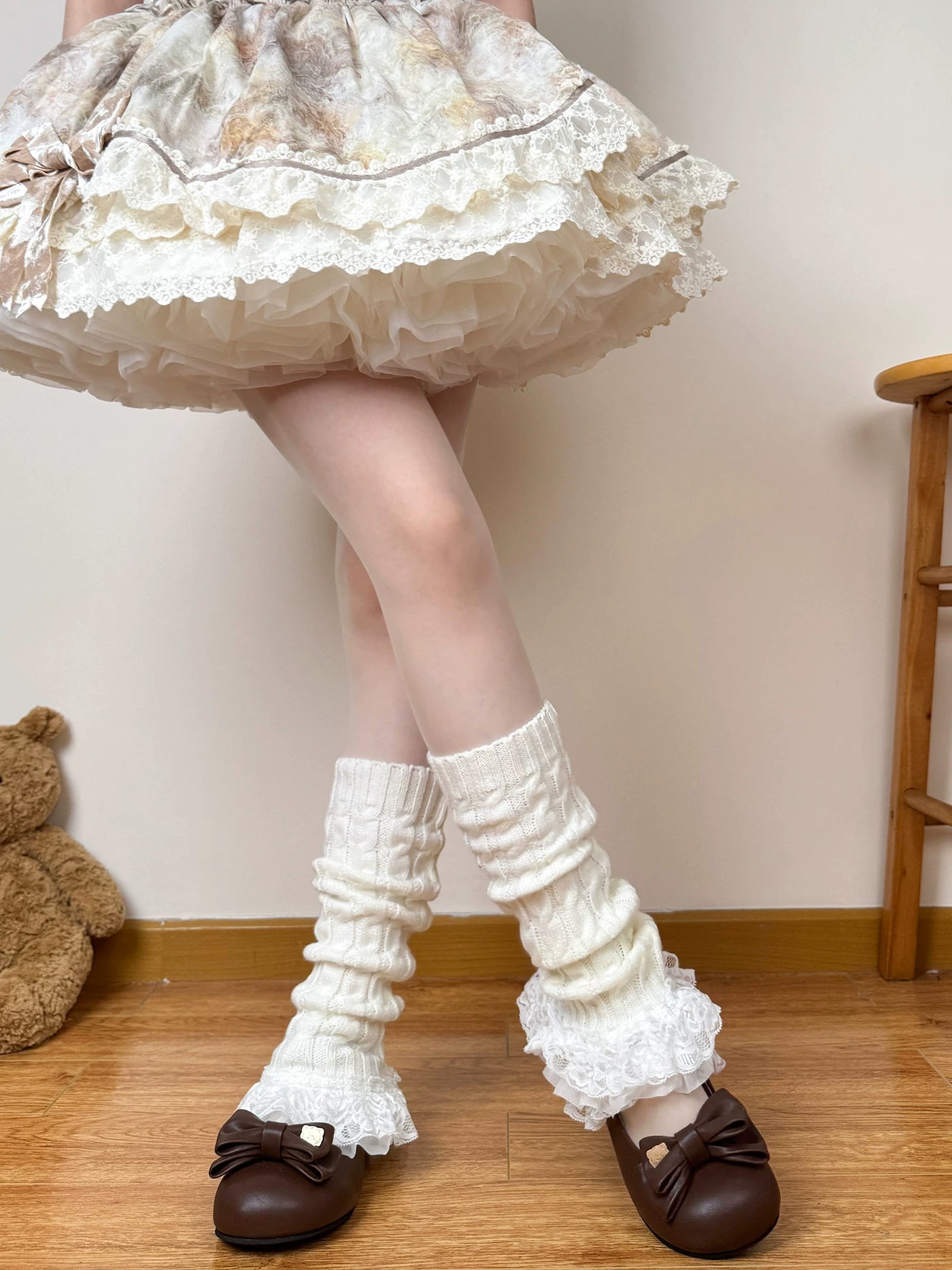 Chubby Bear Tales - Antique Doll - Leg warmers with slouchy knit texture and lace trim