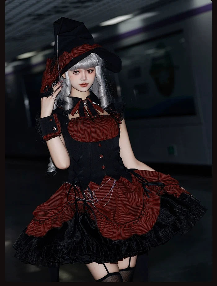 Alice Girl - Lolita Potion - Gothic Lolita Cuffs and Embroidered Badge