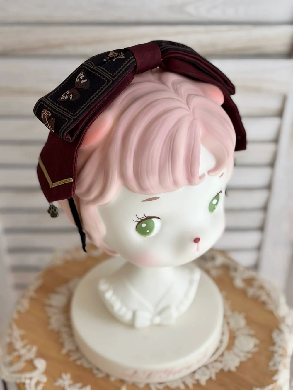 Miss Point - German Bookshelf - Classic Lolita Headdress, Socks, Necklace, Brooch