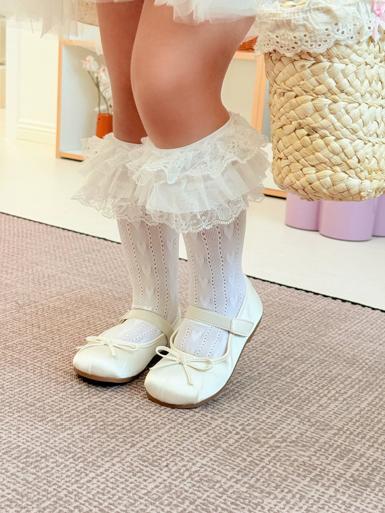 Fantasy Doll - Pearl Bow Strawberry Lace - Decorative socks with lace and motif options