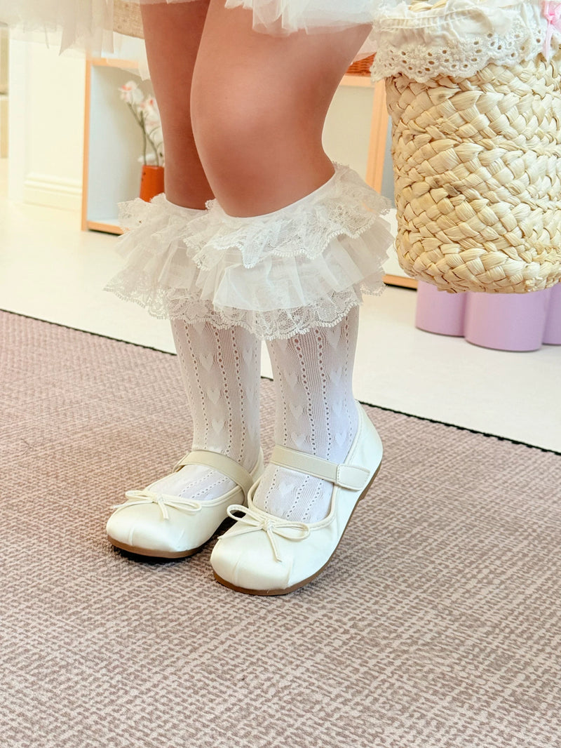 Fantasy Doll - Pearl Bow Strawberry Lace - Decorative socks with lace and motif options