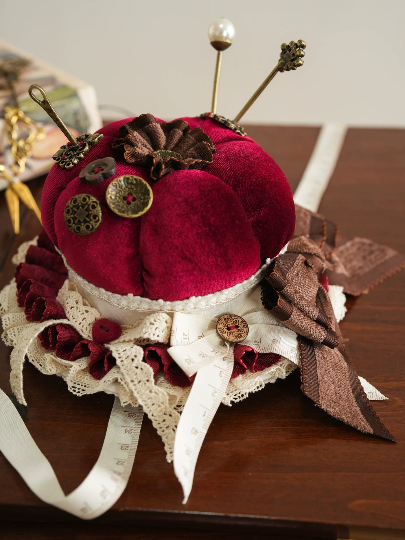 Star Box - Antique Patchwork House - Sewing-Inspired Mini Hat with Lace Trim