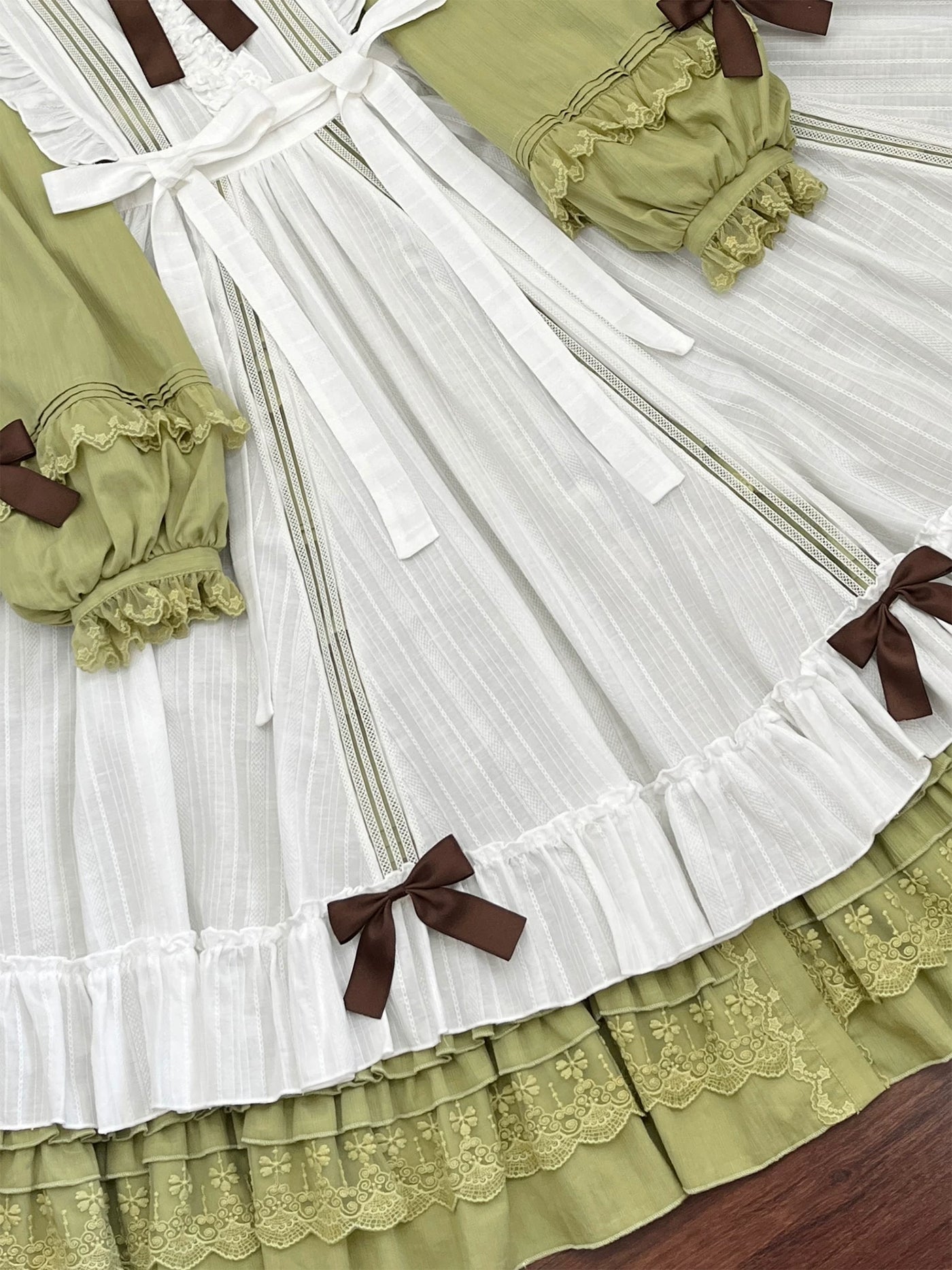 Carol Goddess - Tasha's Garden OP - Olive green classic Lolita