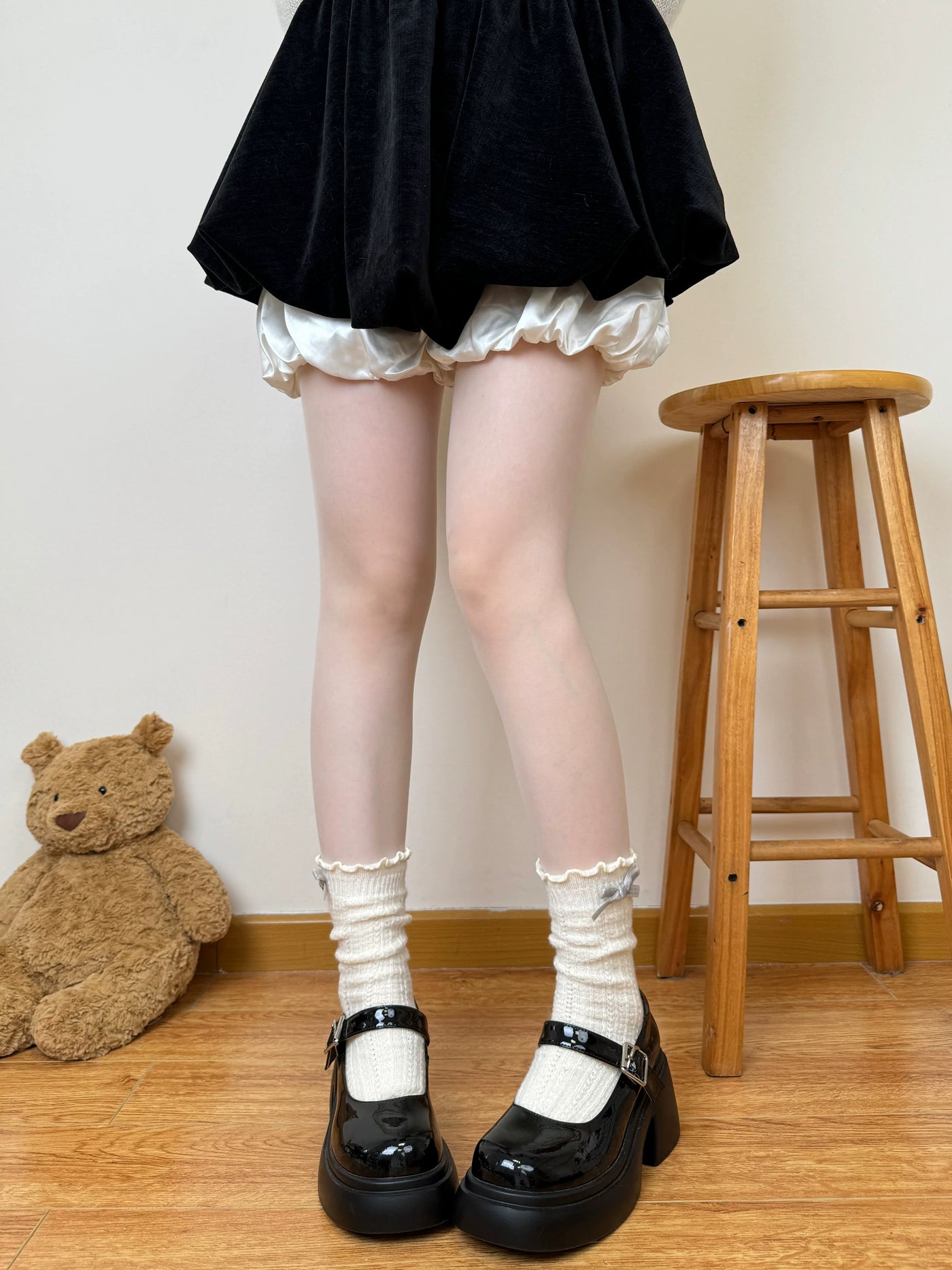 Chubby Bear Tales - Taotao - Thick Mid-Calf Slouch Socks with Bow Detail