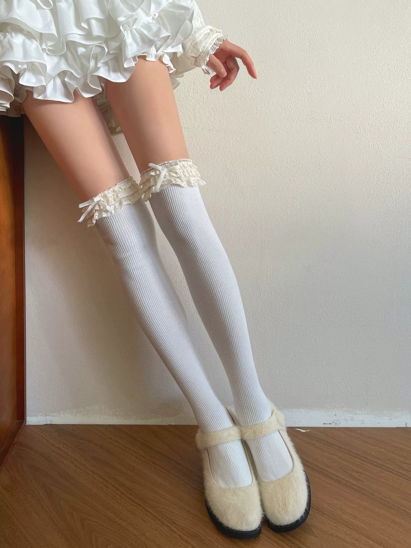 Sock Noble - Cream Lace Cake - Over-the-knee and mid-calf socks with layered lace bows