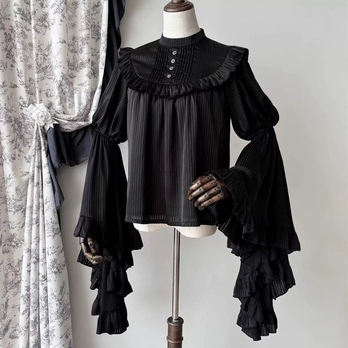 Sweetheart Dream Machine - Gothic Hime - Hime-Sleeve Top and Fishbone Skirt Set